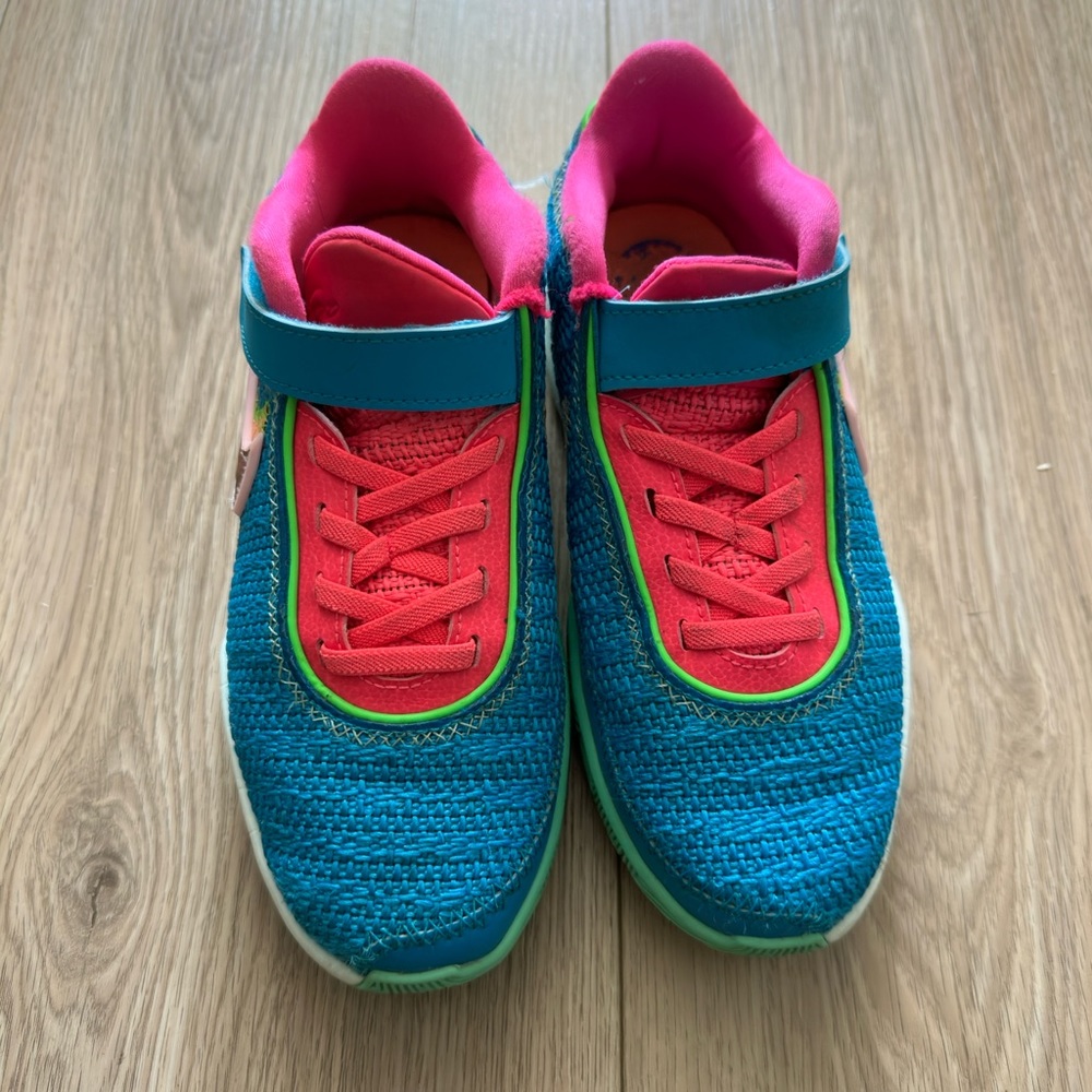 Lebron XX laser blue kids